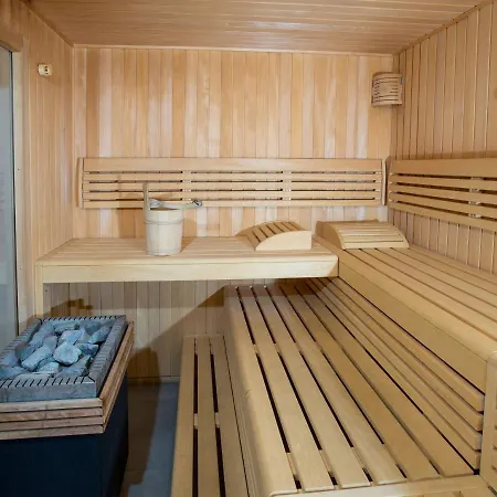 La Riva 105 With An Indoor Pool Lenzerheide