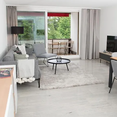 La Riva 105 With An Indoor Pool Apartment